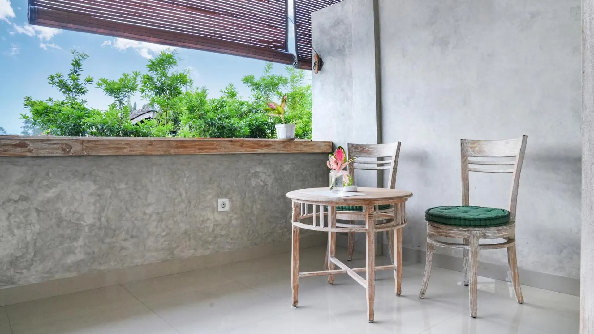 Apartment Utu Studio - Ubud Most Center 2Nd Fl With Kitchenette Indonesia